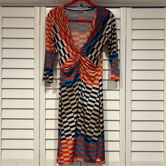 Size 6 Ingenue Dress - Picture 1 of 8